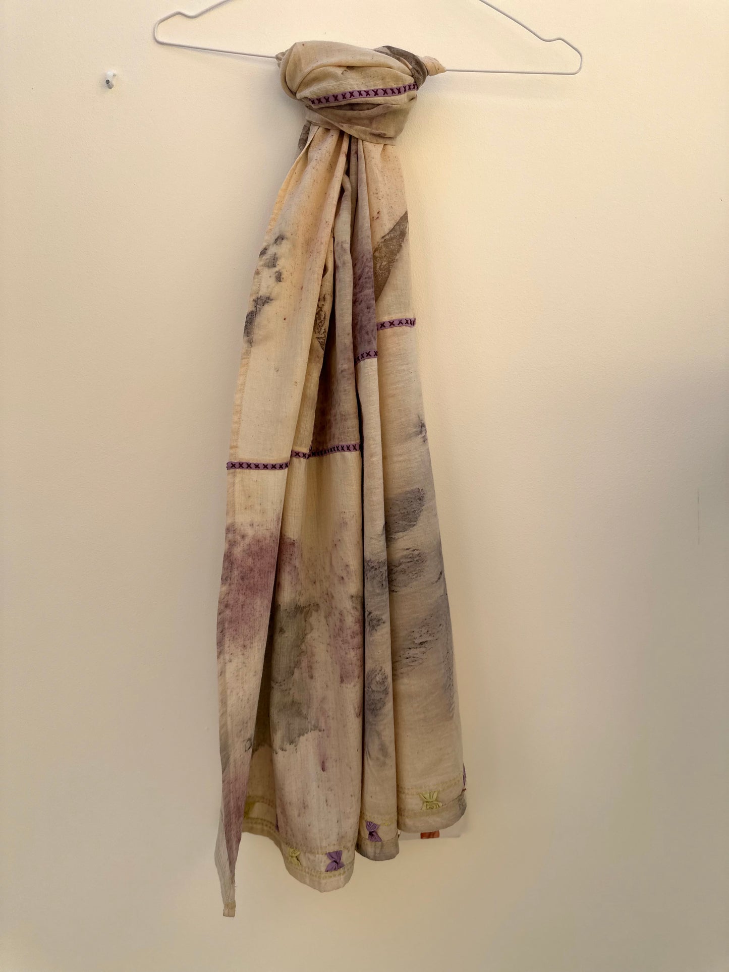 Eco dyed bow stole