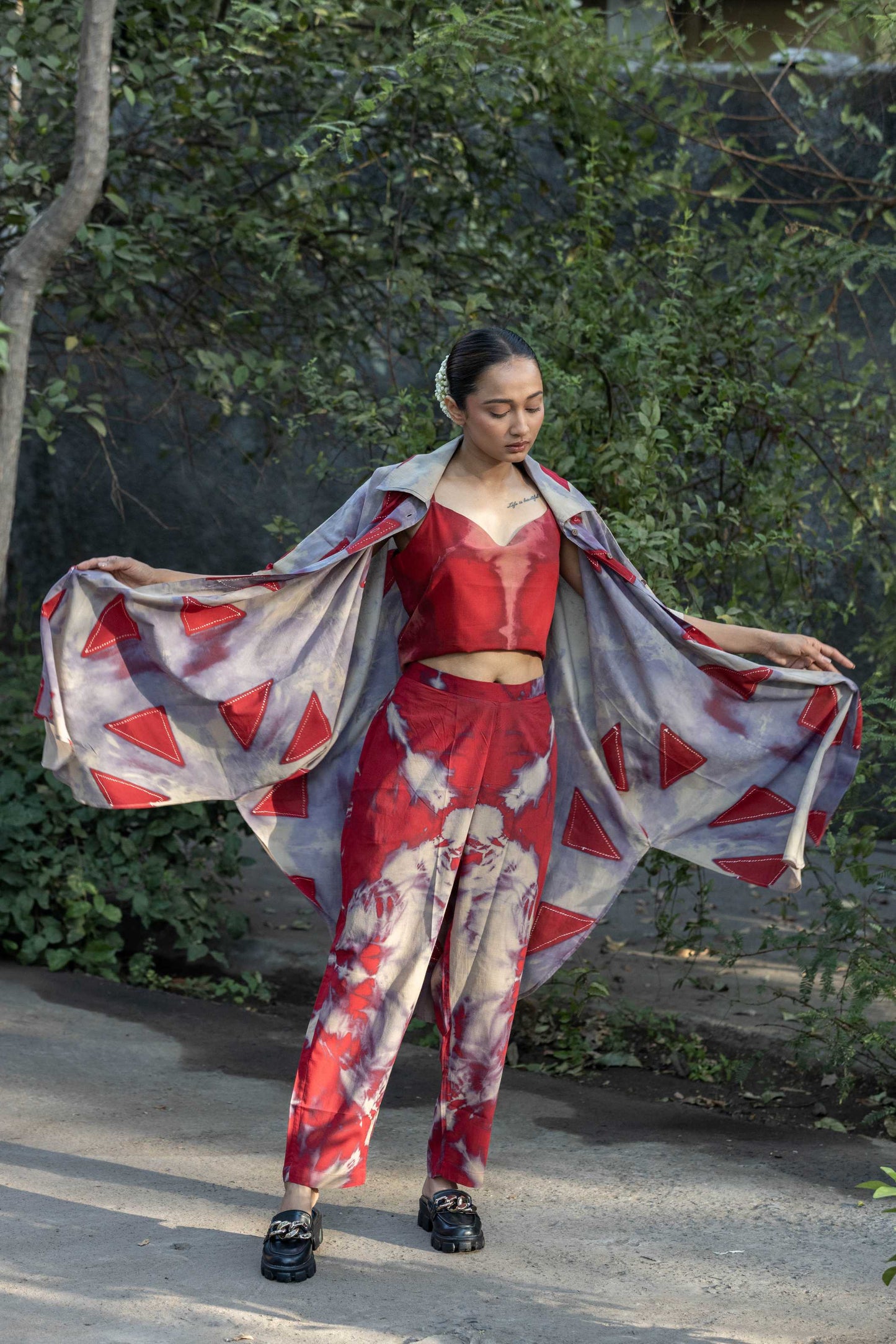 Scarlet set