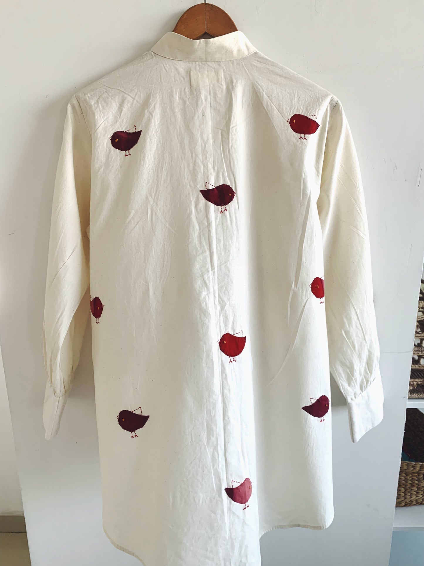 Little birdie appliqué shirt