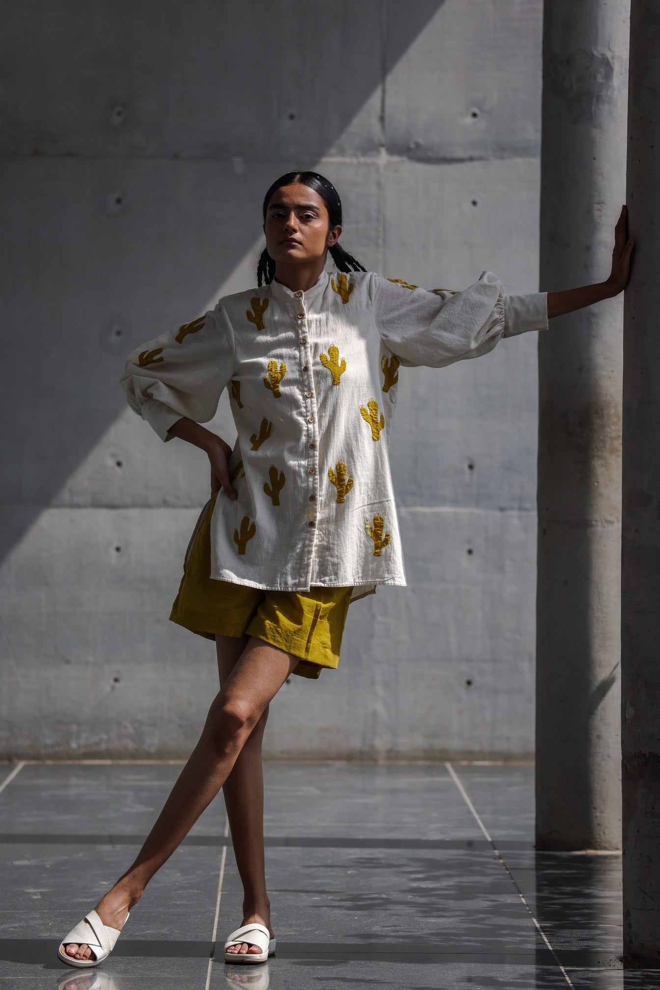 DESERT FLORA SHORTS