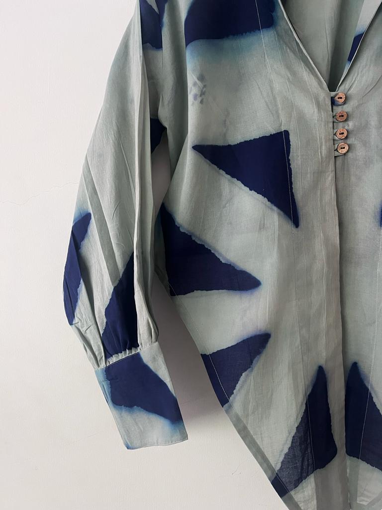 Myaan Amber set in Blue Shibori