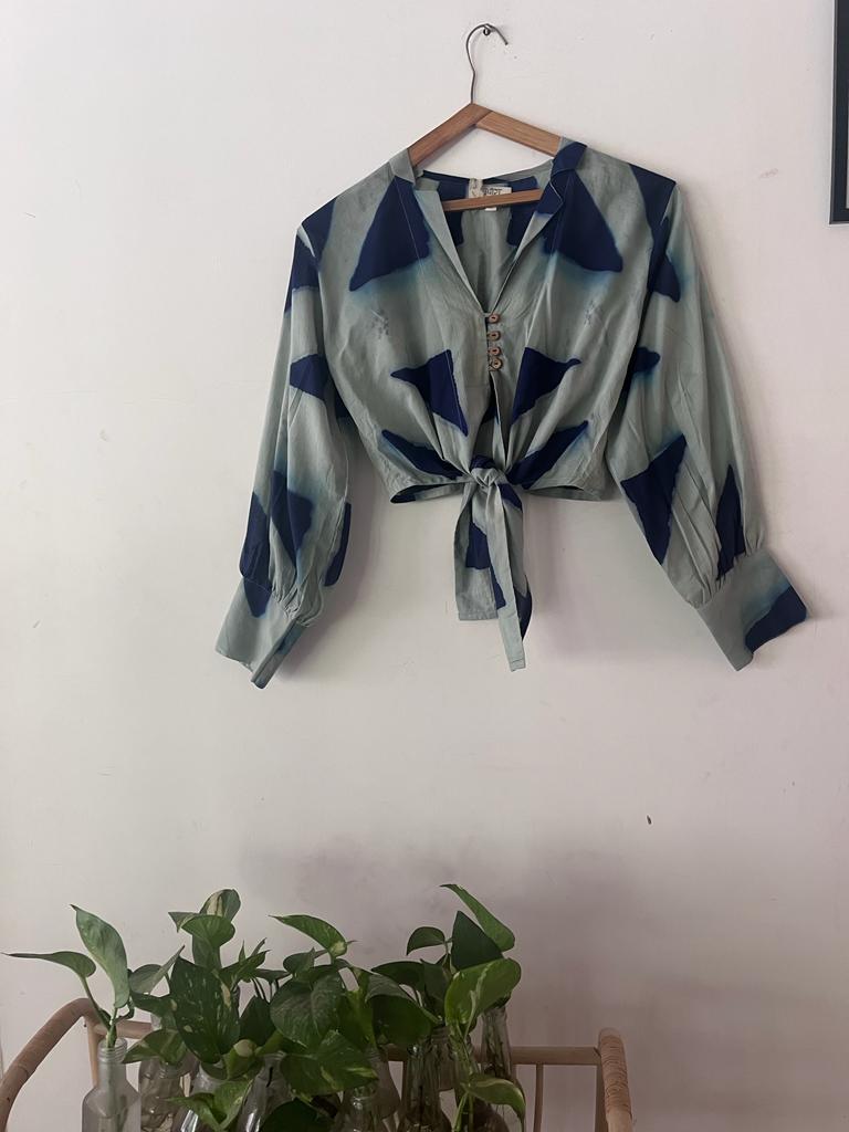 Myaan Amber set in Blue Shibori