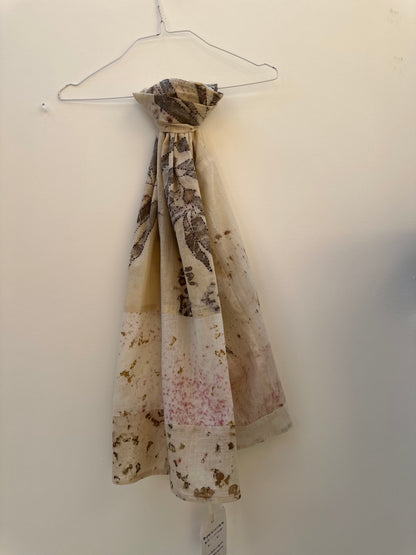 Nilgiri kantha stole