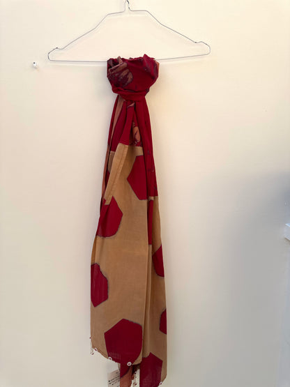 Trina red stole